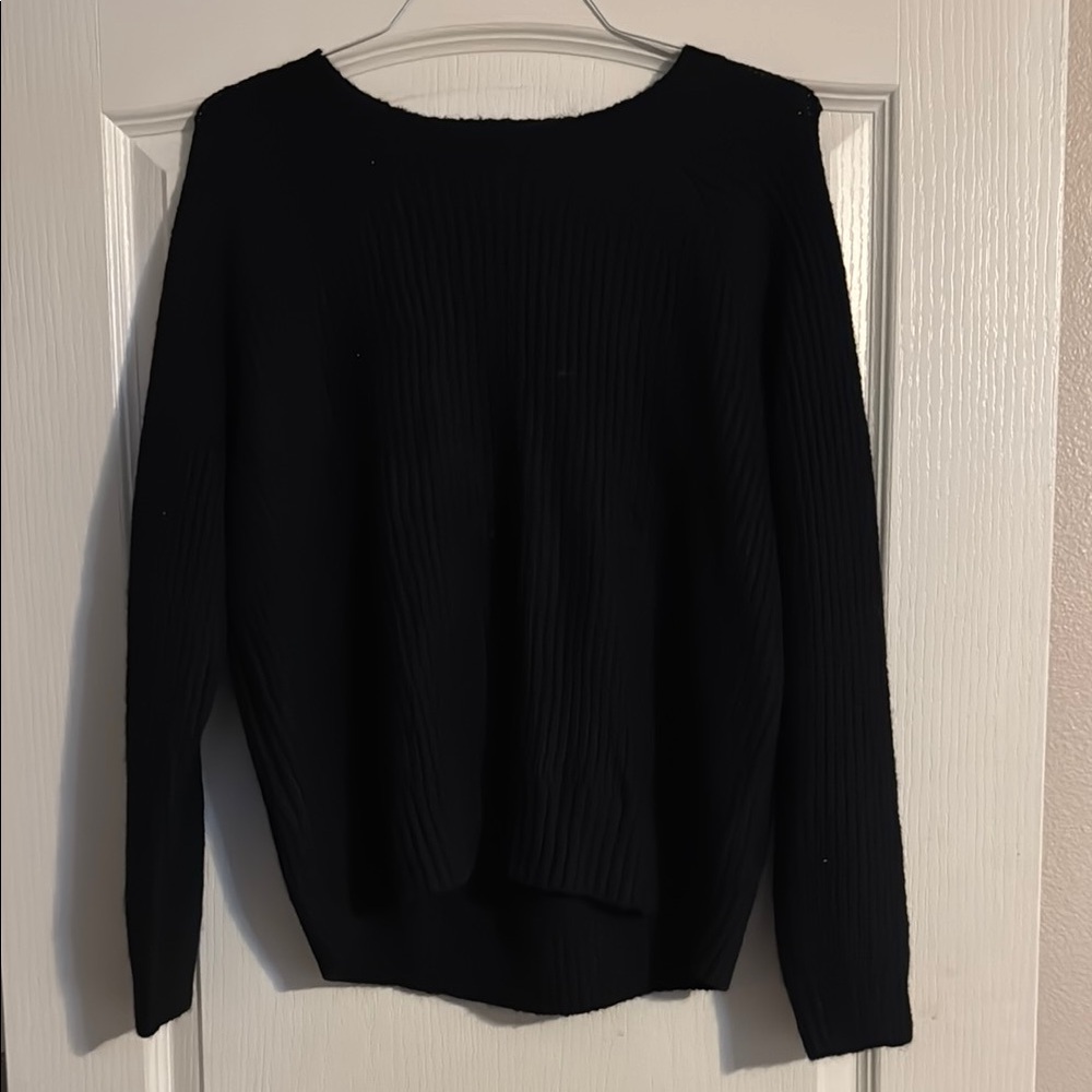 Old Navy Black Crew Neck Sweater Soft and Comfortable